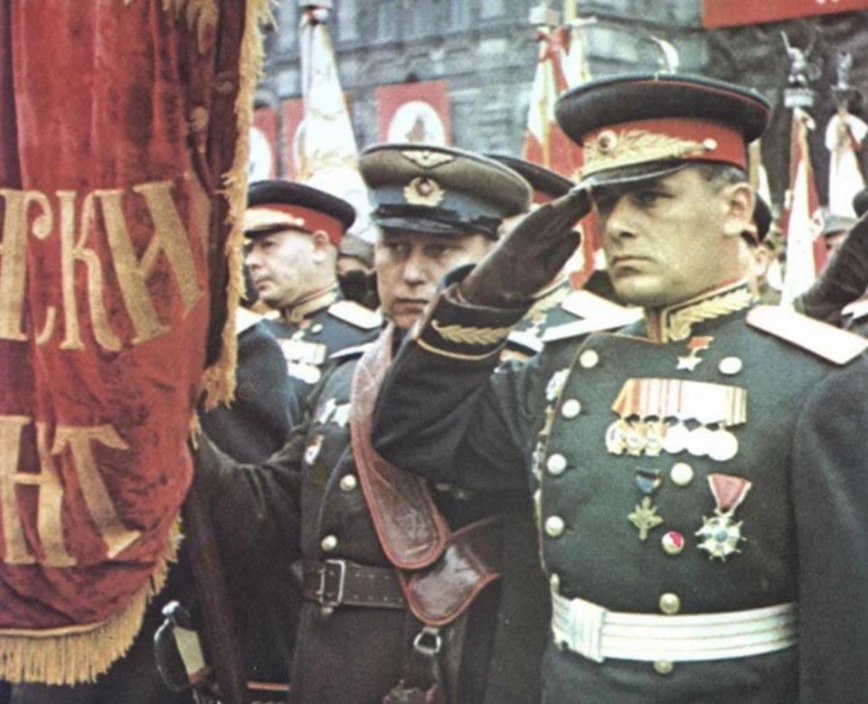 Внук купца становится героем Советского Союза и самым молодым генералом СССР.