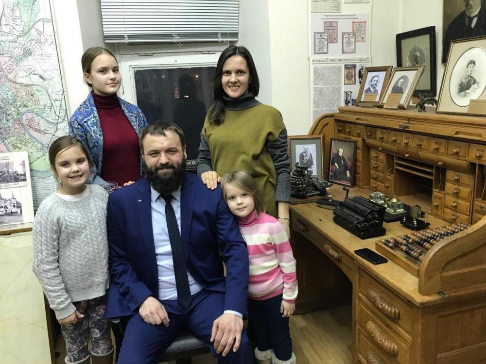 У нас в гостях предприниматель из Липецка Николай Портнов со своей семьей.