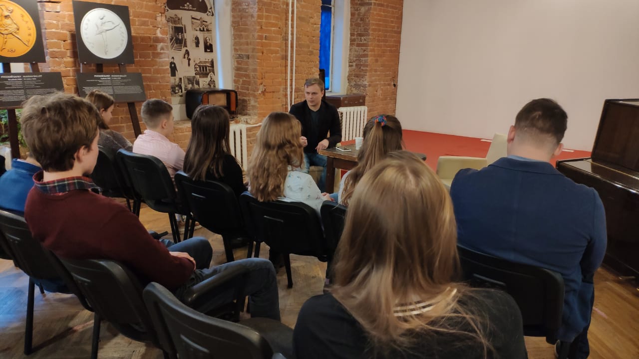 Андрей Васильевич Шутов выступил с лекцией для Клуба предпринимателей школы №1799 в нашем Музее.