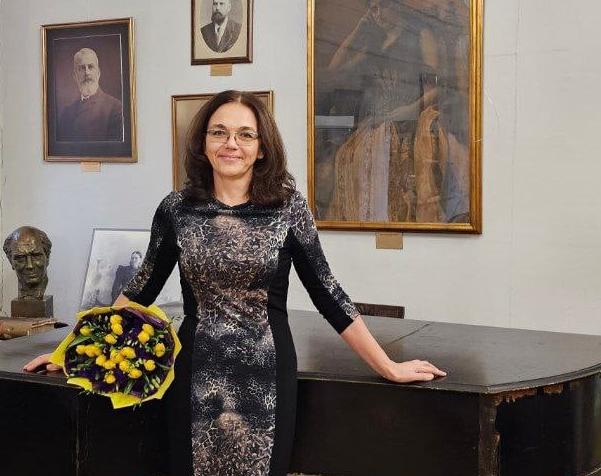 Сегодня свой День рождения празднует директор нашего Музея Надежда Сергеевна Смирнова!